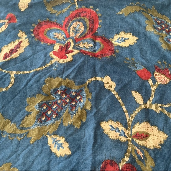 Sezane pio scarf. Blue merveille print. - Picture 5 of 7